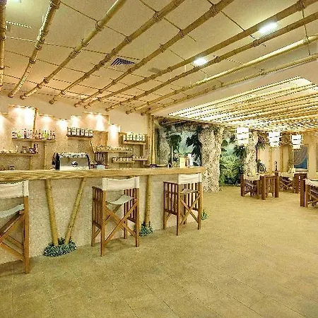 Kapri Hotel 3*